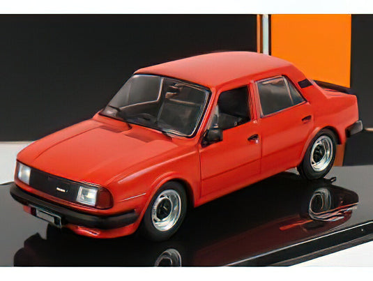 Skoda 120L 1983 レッド IXOCLC403N / IXO 1/43 ミニカー
