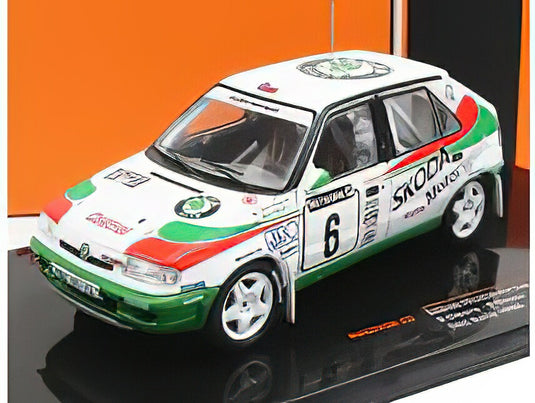 SKODA - FELICIA TEAM SKODA MOTORSPORT N 6 RALLY RAC LOMBARD 1996 P.SIBERA - P.GROSS - WHITE RED /IXO 1/43 ミニカー
