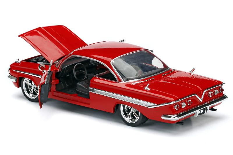 Jada Toys ワイルドスピード 8 1/24 Dom's Chevy Impalaシボレー・インパラ Red ミニカー