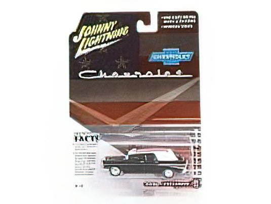 CHEVROLETシボレー BEL AIR SW STATION WAGON HEARSE 1957 - CARRO FUNEBRE - FUNERAL CAR WITH AMERICAN FLAG - BLACK WHITE /JOHNNY LIGHTNING 1/64 ミニカー