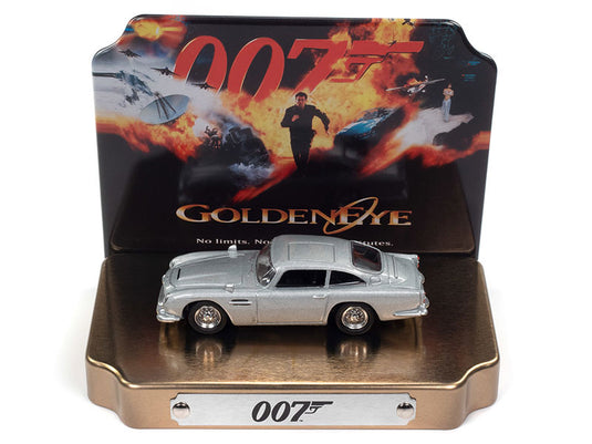 【予約】12月以降発売予定James Bondジェームズ・ボンド Golden Eye Silver Screen Dioramas Aston Martin DB5 in Silver Birch /JOHNNY LIGHTNING 1/64 ミニカー