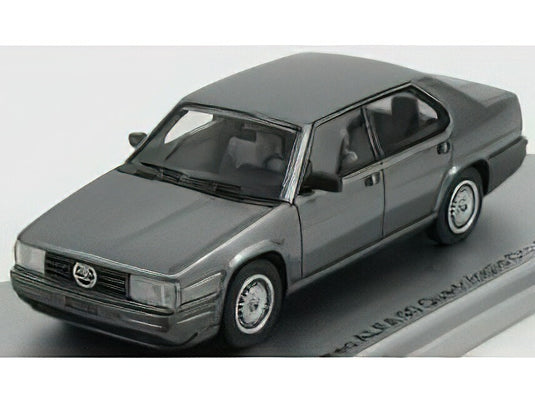 ALFA ROMEO - ALFA90 QUADRIFOGLIO ORO 1983 - GRIGIO MEDIO MET GREY /Kess-Model 1/43 ミニカー