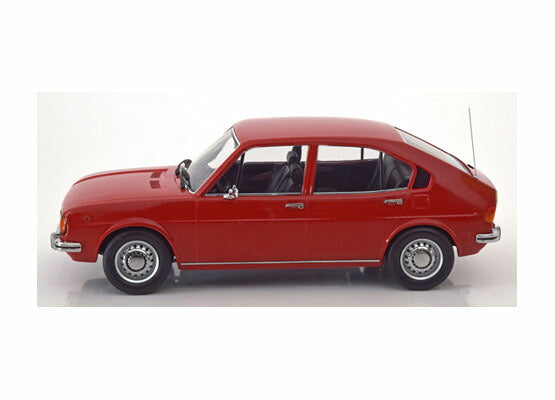 ギャラリービューアに画像をロードする, Alfa Romeoアルファロメオ Alfasud 1974 red /KK-SCALE 1/18 ミニカー
