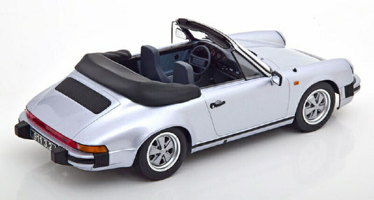 【予約】3月以降発売予定Porscheポルシェ 3.2 Cabrio 250.000. 911series 1988 silvergrey /KK SCALE 1/18 ミニカー