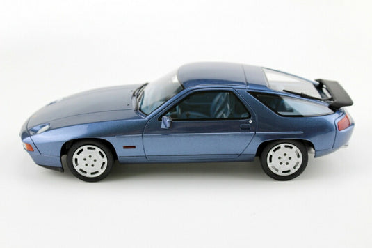 Porscheポルシェ 928 S4 /Lucky Step Models 1/18 ミニカー