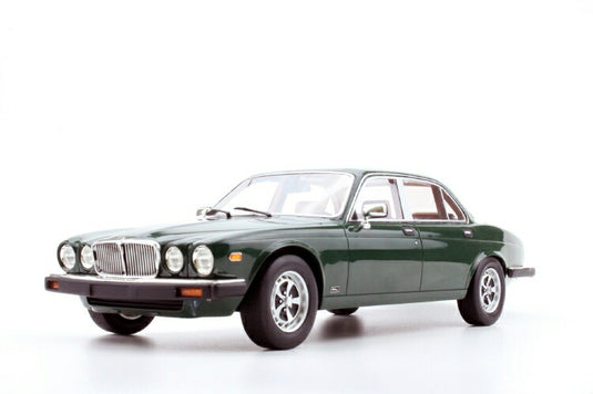 Jaguarジャガー XJ6 1982 green /LS-Collectibles 1/18 レジン ミニカー