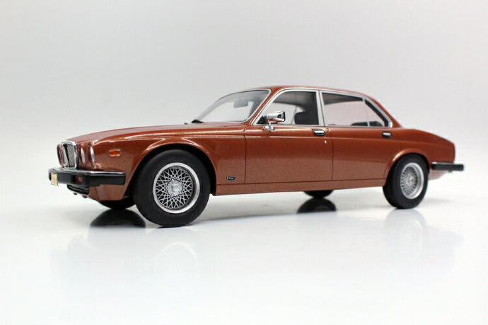 【予約】8月以降発売予定JAGUARジャガー XJ6 1982 bronze /LS Collectibles 1/18 ミニカー