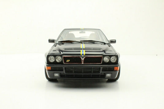 【予約】8月以降発売予定Lancia Delta Integrale Evolution II Black Club HF /LS Collectibles 1/18 ミニカー