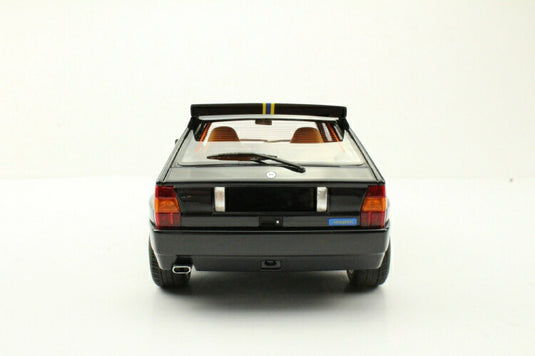 【予約】8月以降発売予定Lancia Delta Integrale Evolution II Black Club HF /LS Collectibles 1/18 ミニカー