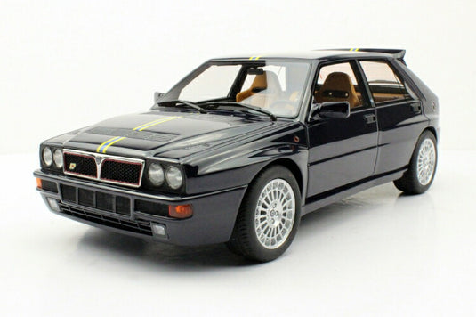 【予約】8月以降発売予定Lancia Delta Integrale Evolution II Black Club HF /LS Collectibles 1/18 ミニカー