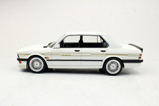 【予約】9月以降発売予定BMW ALPINA B10 3.5 white  /LsCollectibles 1/18ミニカー
