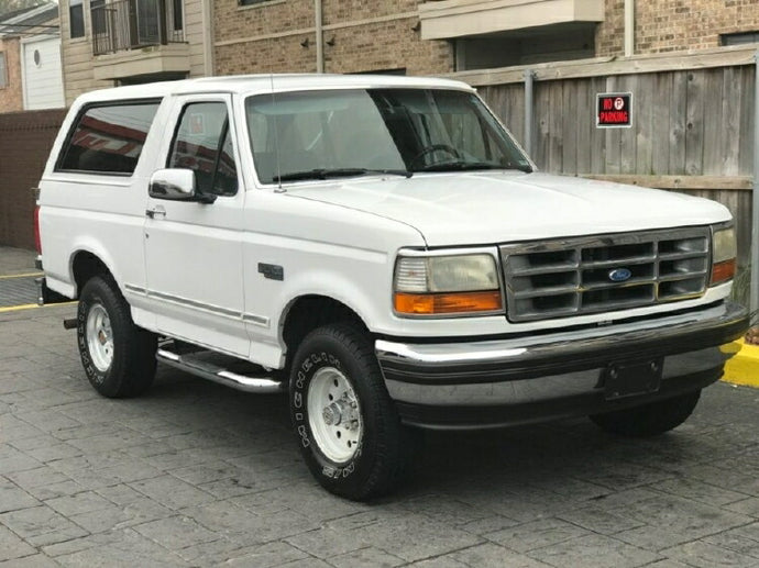 【予約】7月以降発売予定Ford Bronco 1992 白ホワイト /LS Collectibles 1/18  レジンミニカー