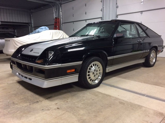 【予約】7月以降発売予定Dodge Shelby Charger Turbo 1985 黒ブラック /LS Collectibles 1/18  レジンミニカー
