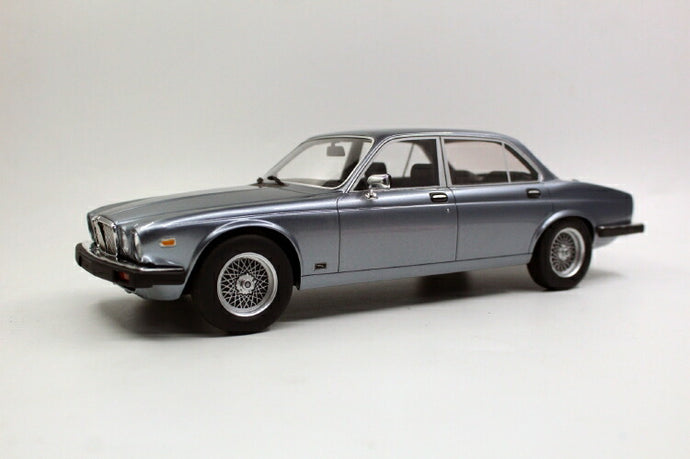 【予約】12月以降発売予定Jaguarジャガー XJ6 1982 Dark metallic grey  /Ls Collectibles  1/18 ミニカー