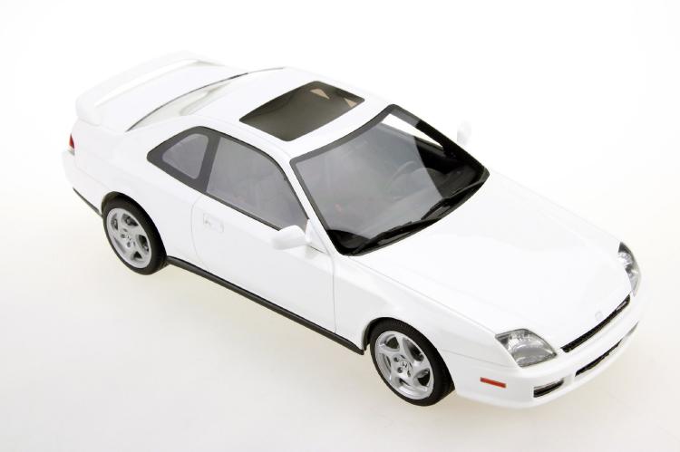 ギャラリービューアに画像をロードする, Hondaプレリュード 1997-2001 ホワイト /LS COLLECTIBLES 1/18  レジンミニカー
