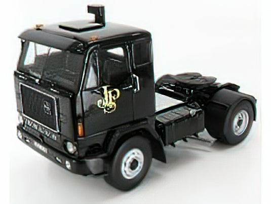 John Player Special Volvo F88 1977 ブラック トラクタ / MCG 1/18 建設機械模型 工事車両