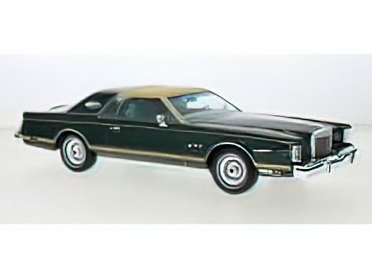 【予約】5月以降発売予定LINCOLN - CONTINENTAL MKV 1978 - GREEN BEIGE /MCG 1/18 ミニカー