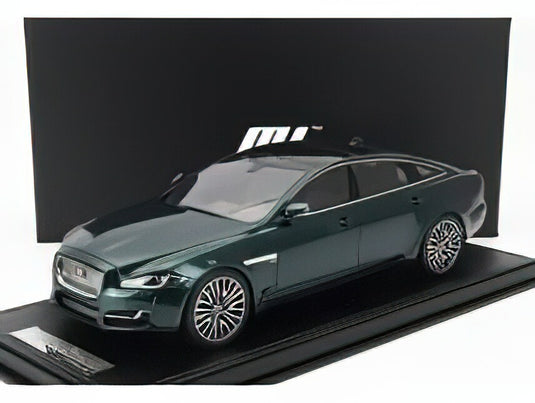 JAGUAR - XJL 2022 - BRITISH GREEN MET /MOTORHELIX 1/18 ミニカー