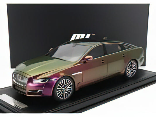 JAGUAR - XJL 2022 - CHAMELEON GREEN PURPLE /MOTORHELIX 1/18 ミニカー