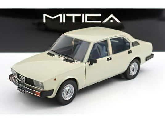 ALFA ROMEOアルファロメオ ALFETTA BERLINA 2000L 1978 - IVORY 103  /MITICA 1/18 ミニカー