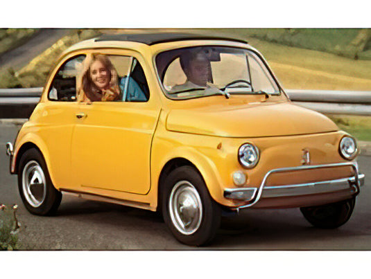 【予約】2023年発売予定FIAT - 500L 1968 - POSITANO YELLOW /Norev 1/18ミニカー