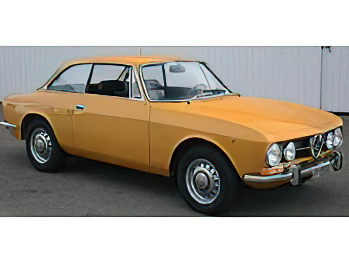 【予約】2023年発売予定ALFA ROMEO - GTV VELOCE 1750 BERTONE 1970 - OCHRE /Norev 1/18ミニカー