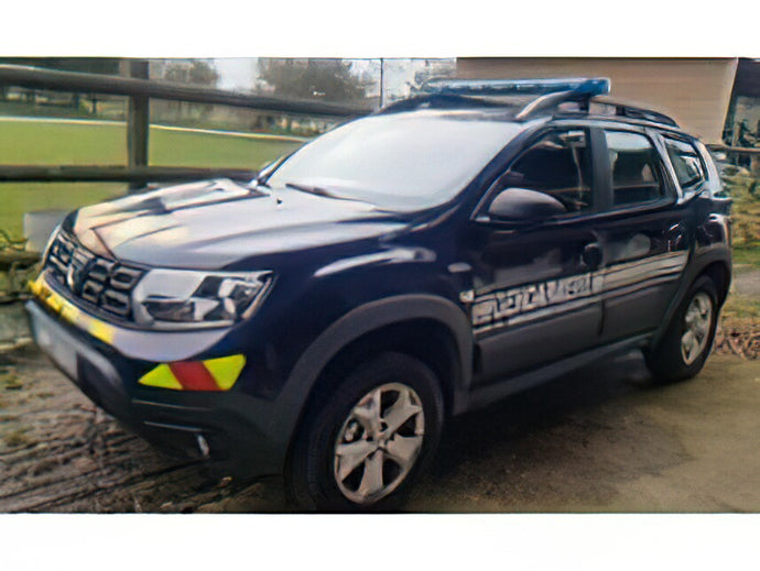 【予約】1-3月以降発売予定DACIA - DUSTER GENDARMERIE 2021 - BLUE /Norev 1/43 ミニカー