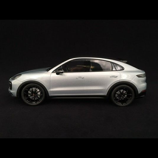 Porscheポルシェ Cayenne S Coupe 2019 /Norev 1/18 ミニカー