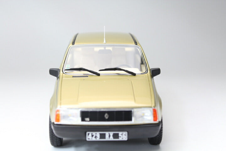 ギャラリービューアに画像をロードする, Renaultルノー 14 TS 1983 /OTTO MOBILE オット 1/18 レジン ミニカー
