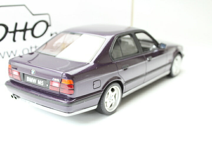 ギャラリービューアに画像をロードする, BMW E34 M5 1992 3000台限定 /OTTO MOBILE オット 1/18 レジン ミニカー
