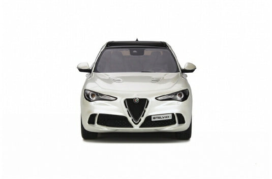 【予約】9月以降発売予定Alfa Romeoアルファロメオ Stelvio Quadrifoglio  /OTTOMOBILE 1/18ミニカー