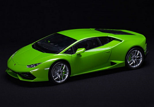 Lamborghini Huracanランボルギーニウラカン LP 610-4  Verde Mantis メタリックグリーン1/8 pocherポケール 組み立てキット ミニカー
