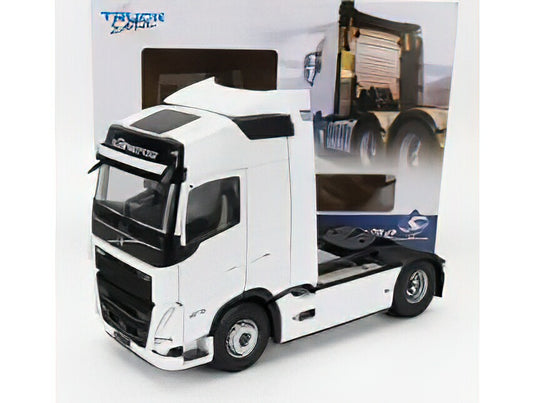 VOLVO - FH16 750 GLOBETROTTER XL TRACTOR TRUCK 2-ASSI 2021 /SOLIDO 1/24ミニカー