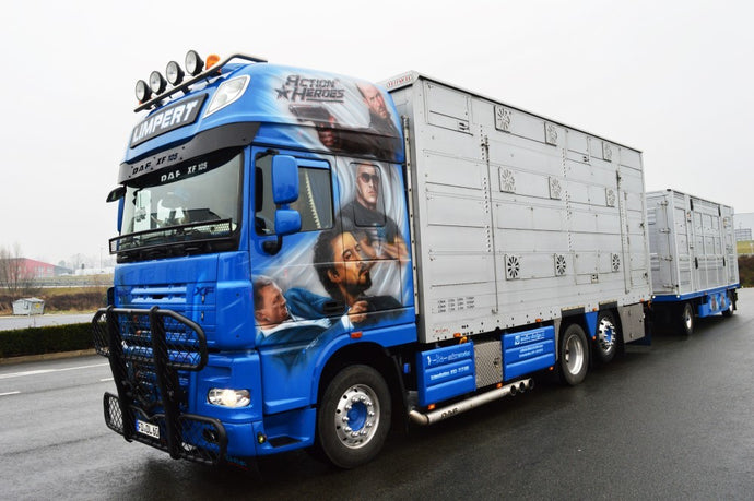 【予約】2017年6-8月以降発売予定Limpert DAF XF105 Super Space Cab livestock combi トラック Teknoテクノ  建設機械模型 工事車両 1/50 ミニチュア