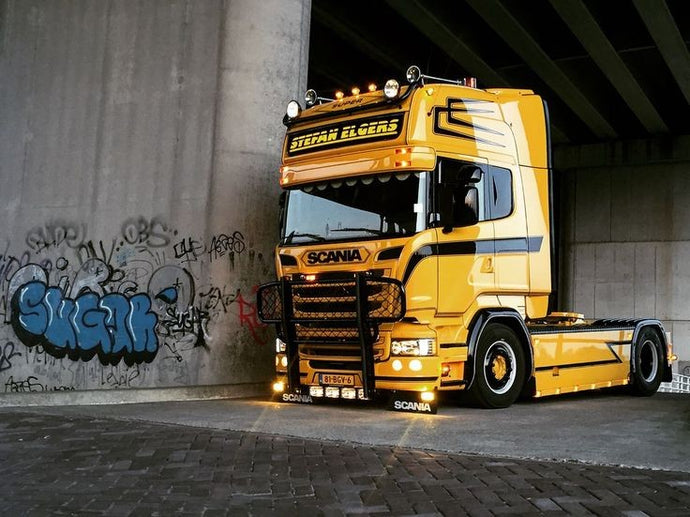 【予約】2017年10-12月以降発売予定Elgers, Stefan Scaniaスカニア Topline 4x2 トラック トラクタヘッド  Teknoテクノ  建設機械模型 工事車両 1/50 ミニチュア