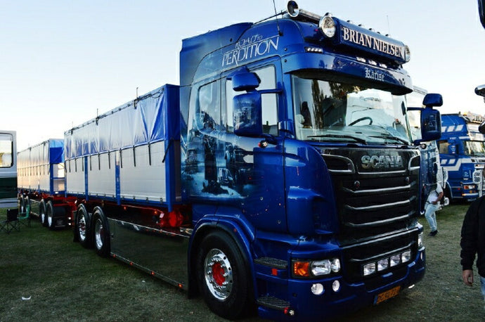 【予約】2019年4-6月以降発売予定Scania Highline rigid truck with trailerトラック  /建設機械模型 工事車両 TEKNO 1/50 ミニチュア