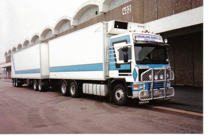 【予約】2017年10-12月以降発売予定Mohlins Volvo F16 Swedish combinationトラック Teknoテクノ  建設機械模型 工事車両 1/50 ミニチュア