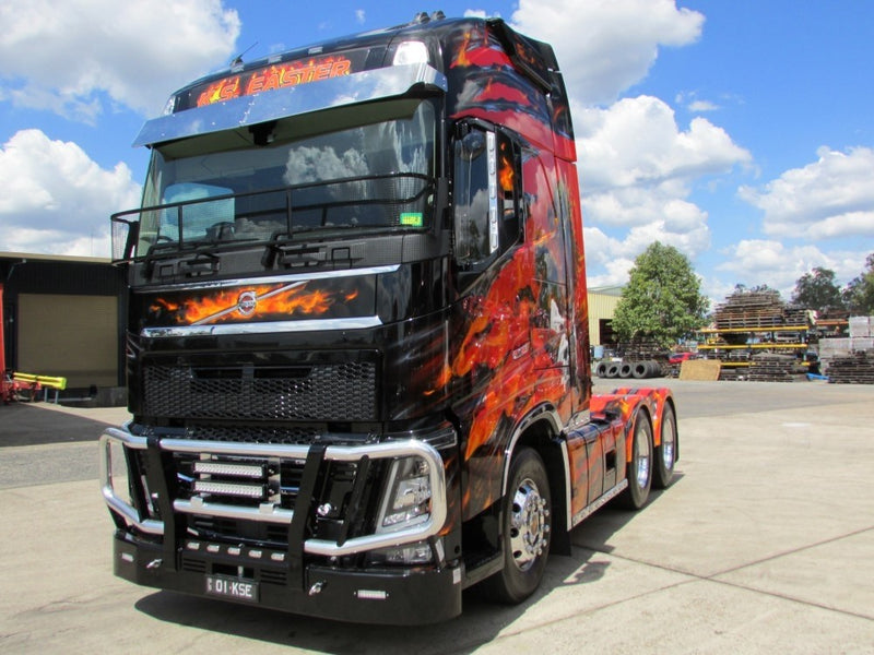 ギャラリービューアに画像をロードする, 【予約】4-6月以降発売予定KS Transport - Black version Volvo FH04 Globetrotter XL 6x4トラクタ  建設機械模型 工事車両 TEKNO 1/50 ミニチュア
