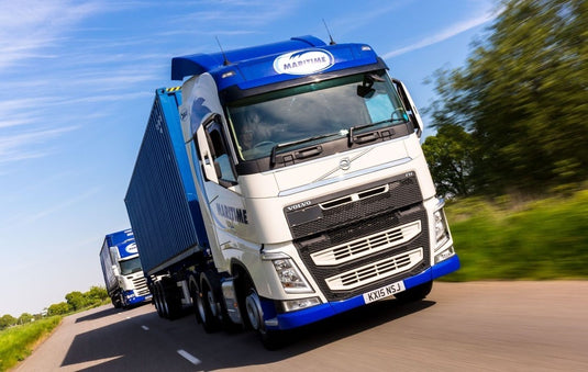 【予約】4-6月以降発売予定Maritime Volvo FH04 Globetrotter XL with containertrailerトラック  建設機械模型 工事車両 TEKNO 1/50 ミニチュア