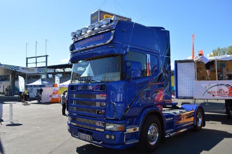 ギャラリービューアに画像をロードする, Blue Shark Scaniaスカニア 4 Serie Toplineトラクタ  建設機械模型 工事車両 TEKNO 1/50 ミニチュア
