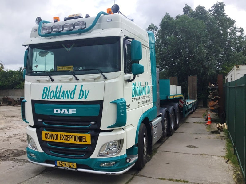 ギャラリービューアに画像をロードする, 【予約】4-6月以降発売予定Blokland DAF XF Euro 6 8x4 with semi-lowloaderトレーラー  建設機械模型 工事車両 TEKNO 1/50 ミニチュア
