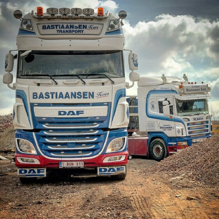 ギャラリービューアに画像をロードする, 【予約】10-12月以降発売予定Bastiaansen DAF SET DAF Euro 6 Space Cab 4x2 &amp; DAF 2800 4x2 トラクタ 建設機械模型 工事車両TEKNO 1/50 ミニチュア
