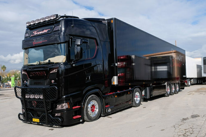 【予約】2023年発売予定Sarantos Scania S-serie Highline met koelopleggerトラック /建設機械模型 工事車両 Tekno 1/50 ミニチュア