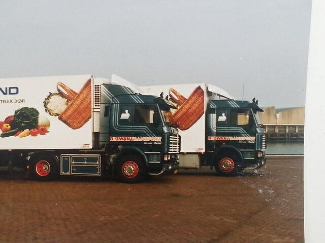 ギャラリービューアに画像をロードする, 【予約】2021年4-6月以降発売予定Zwan Disselkoen Scania 3-serie Topline motorwagen met 2-assige wipkarトラック  /Tekno  建設機械模型 工事車両 1/50 ミニチュア
