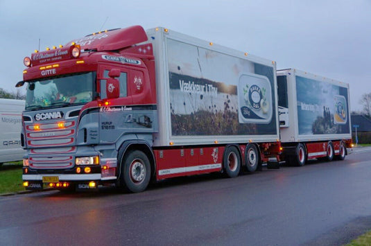 【予約】Christensen, NC Scania R-serie motorwagen met 3-assige schamelaanhanger トラック/TEKNO 建設機械模型 工事車両 1/50 ミニカー