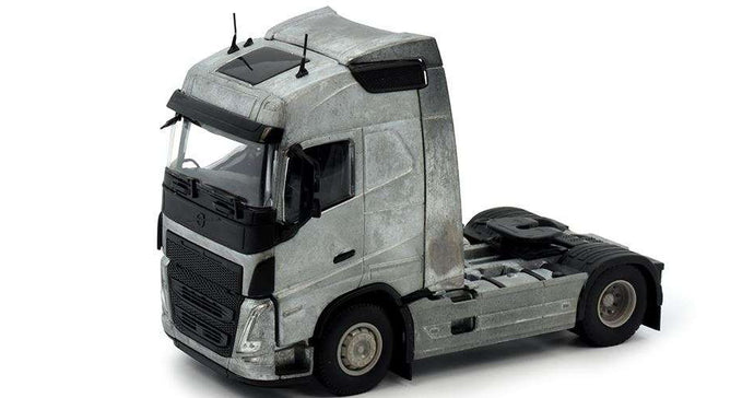Baustze Volvo FH05 Globetrotter 4x2 chassis 82339  /Tekno 1/50 建設機械模型
