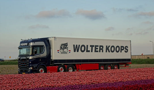 【予約】Koops, Wolter Scania Next Gen Highline 4x2 met 3-assige Schmitz oplegger トラック/TEKNO 建設機械模型 工事車両 1/50 ミニカー