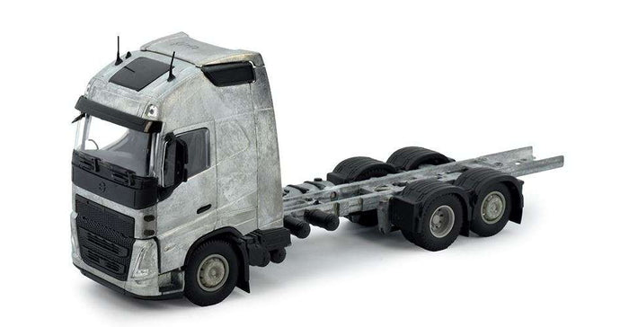 Kits Volvo FH05 Globetrotter XL 6x2 rigid truck 84199  /Tekno 1/50 建設機械模型