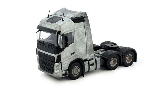 Baustze Volvo FH05 Globetrotter 6x4 kit 84612  /Tekno 1/50 建設機械模型