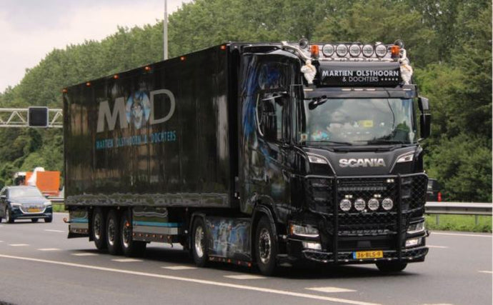 【予約】2024年発売予定Olsthoorn Scania Next Gen S-serie Highline met 3-assige koeltrailer トラック /TEKNO  1/50 建設機械模型